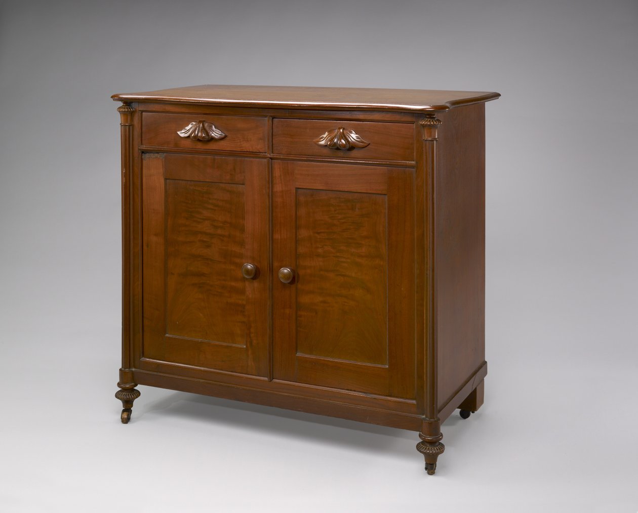 Servidor, c. 1846-1860 (nogueira preta) de Johann Michael (attr.to) Jahn