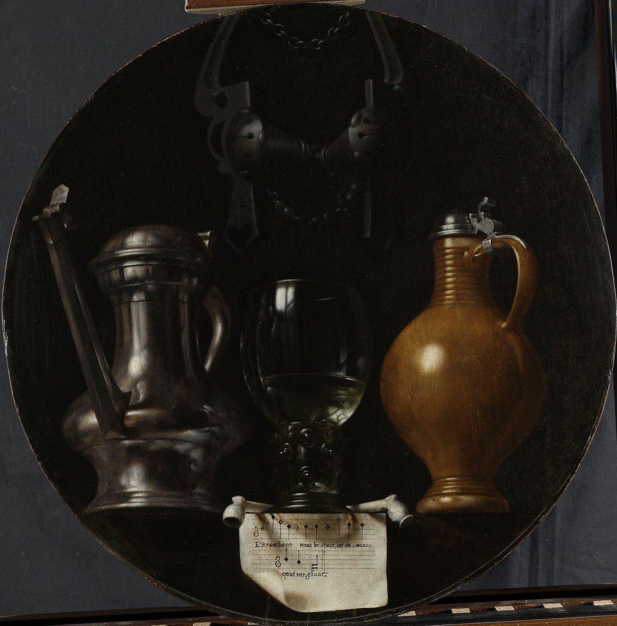 Ainda vida emblemática com jarro, vidro, jarro e freio, 1614 de Johannes Torrentius