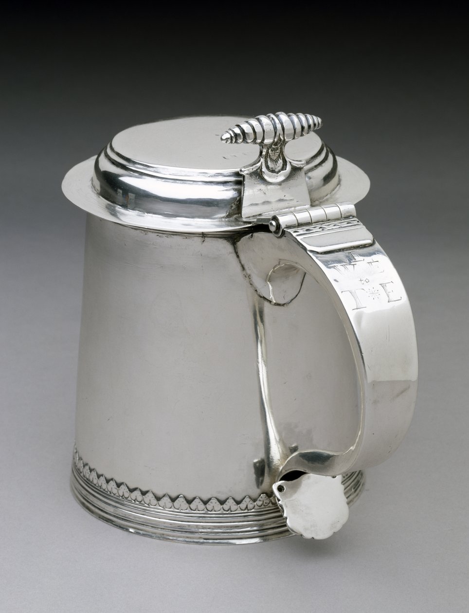 Tankard, c. 1692-1734 (prata) de Johannis Nys