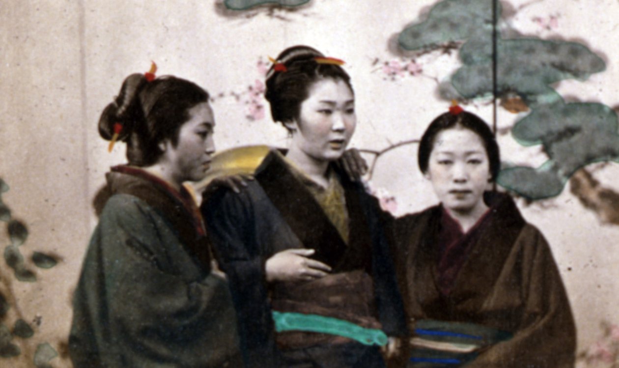 Mulheres japonesas, 1890 (foto colorida à mão) de John Thomson