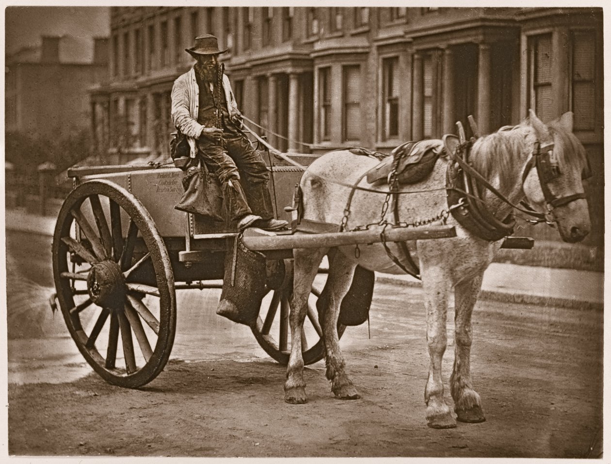 The Water Cart, de &39;Street Life in London&39;, 1877-78 (woodburytype) de John Thomson