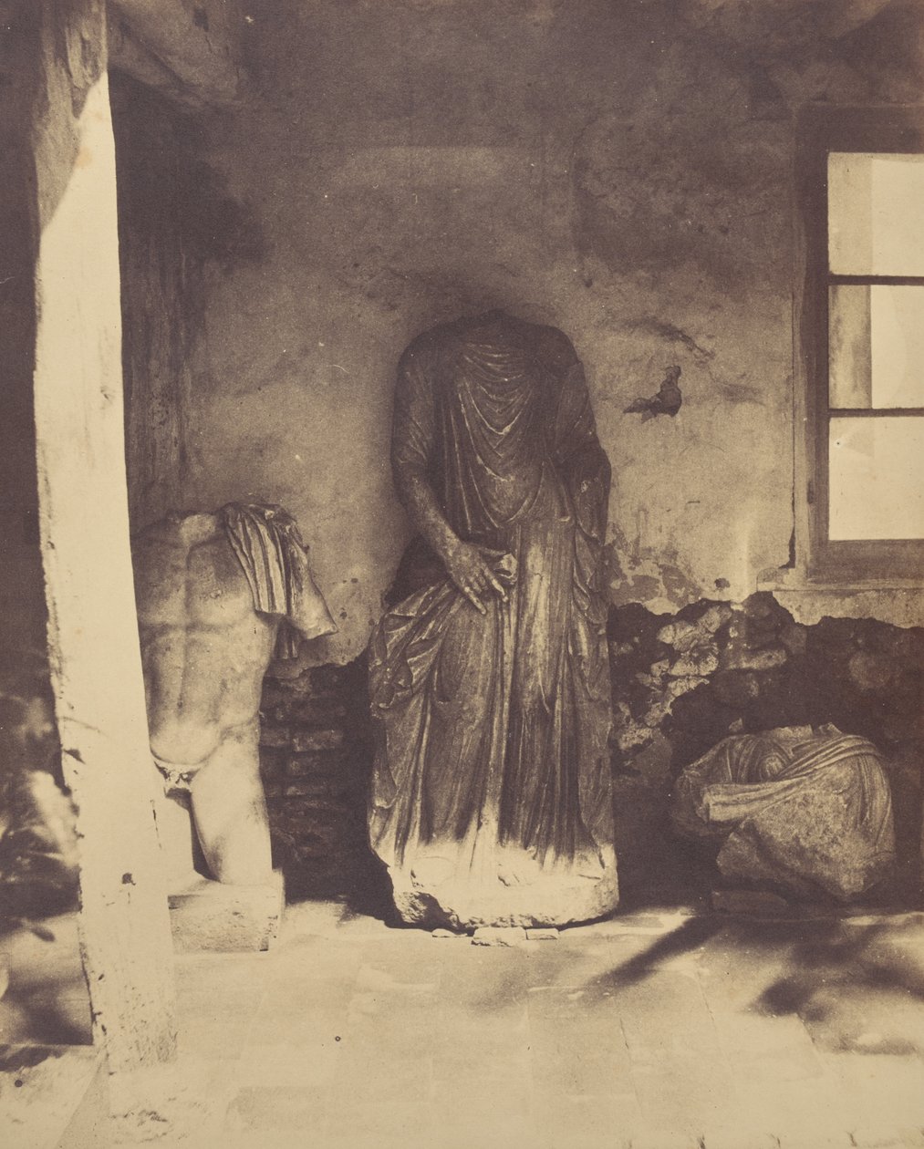 Sem título [esculturas romanas, Museu Cherchell] de John Beasley Greene