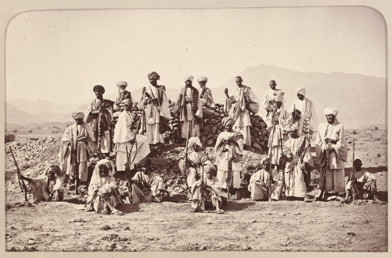  Afreti Picket perto de Jumrood, Khyber e Rotass na distância , 1879 cerca de de John Burke