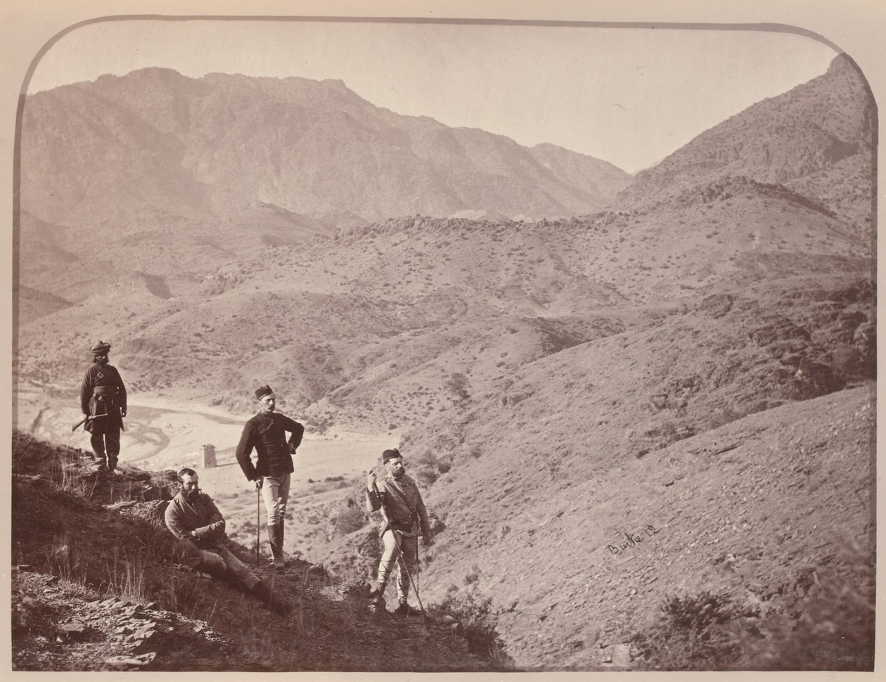 General Appleyard e pessoal, Ali Musjid em distância de John Burke