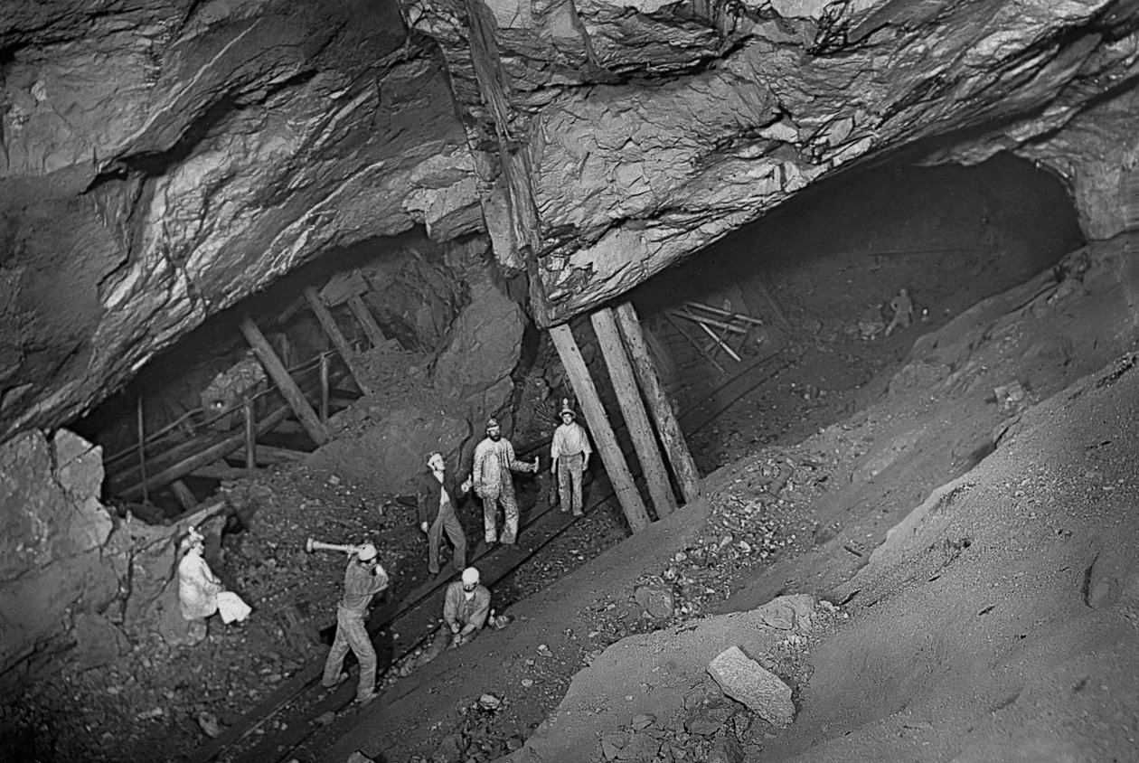 Exploração mineira subterrânea, Dolcoath, Cornualha de John Charles Burrow