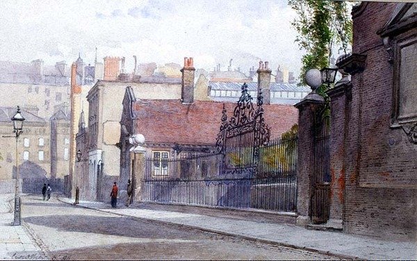 Hospital Emmanuel, Portão de Buckingham, vista da rua de John Crowther
