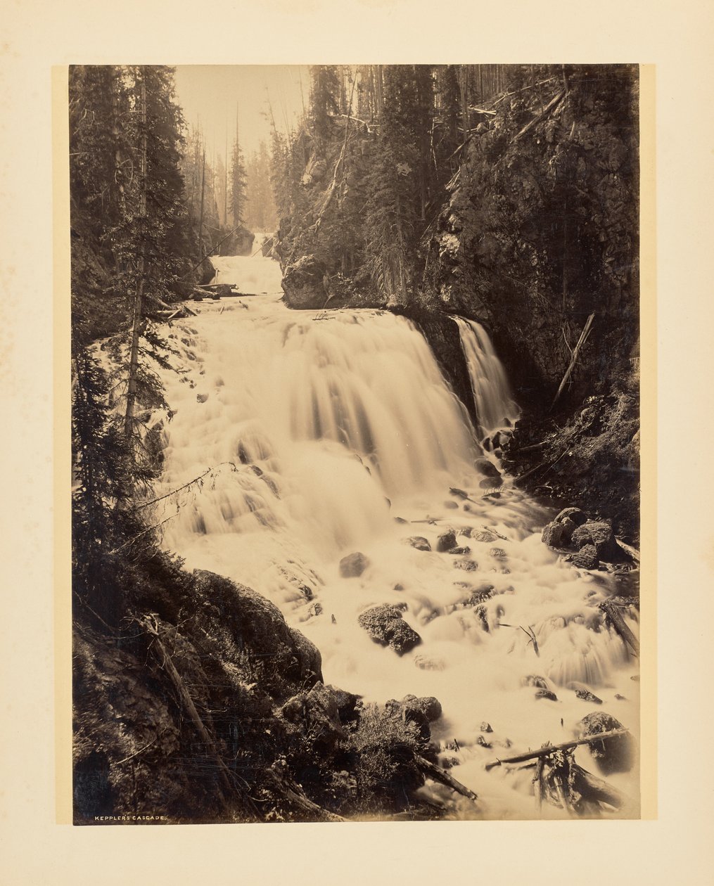 A Cascata de Keppler de John K. Hillers