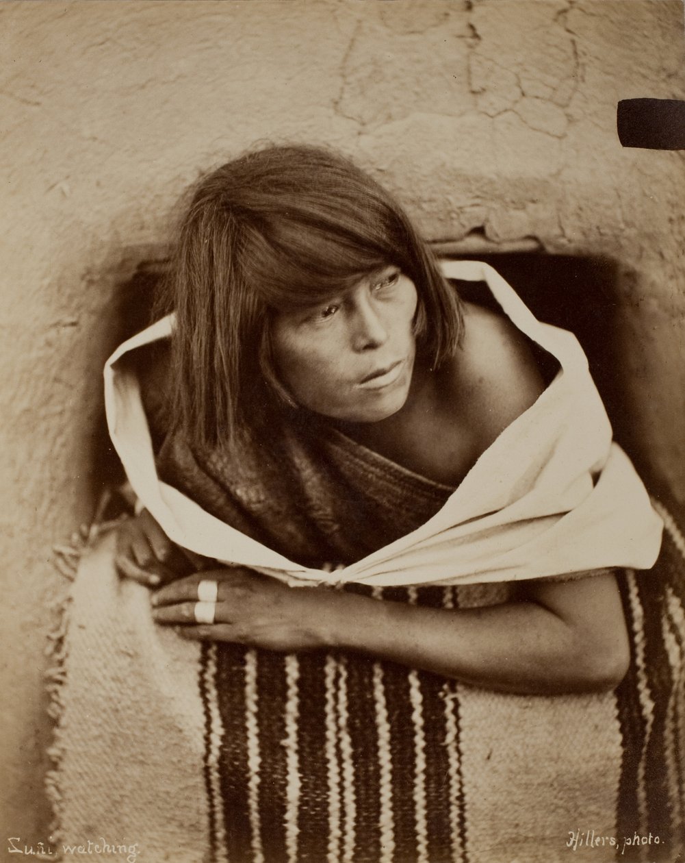 Zuni, Assistindo de John K. Hillers