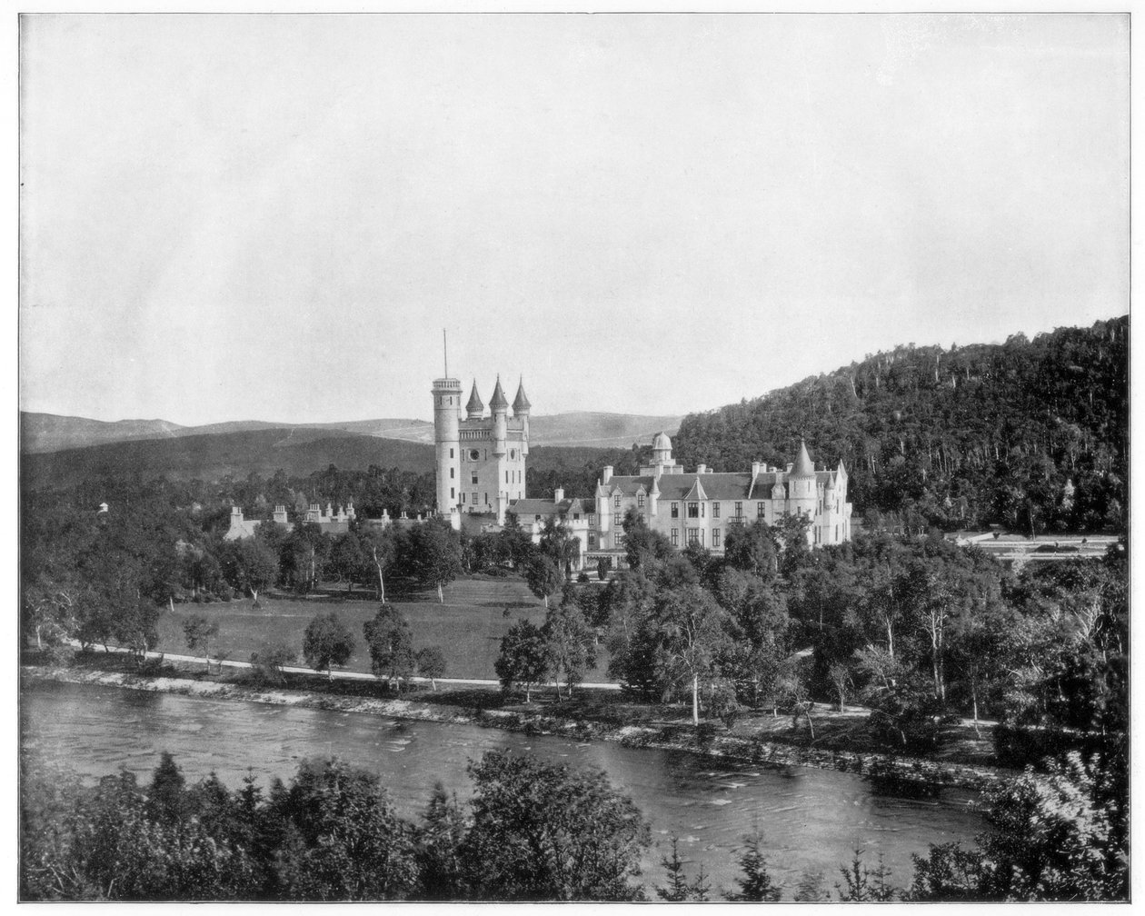 Castelo de Balmoral, Escócia, final do século XIX de John L. Stoddard