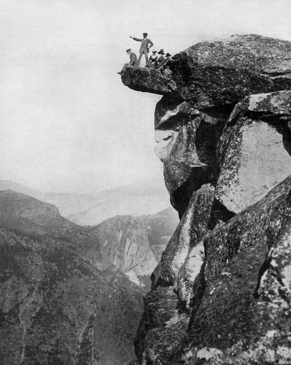 Yosemite Valley, Califórnia, c. 1890 (foto a p-b) de John Lawson Stoddard