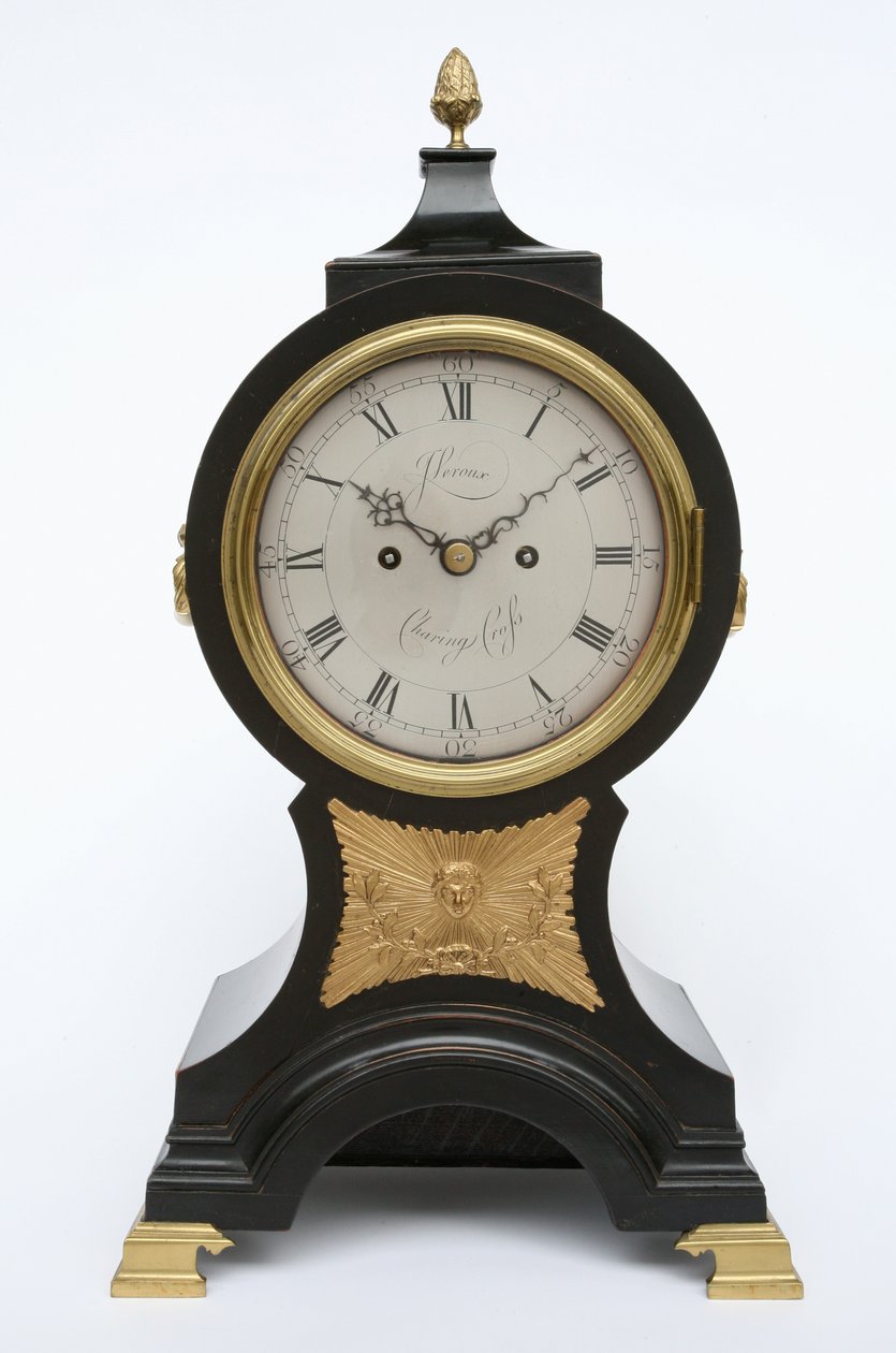 Balloon Clock, c.1760 (latão e madeira de fruta carbonizada) de John Leroux