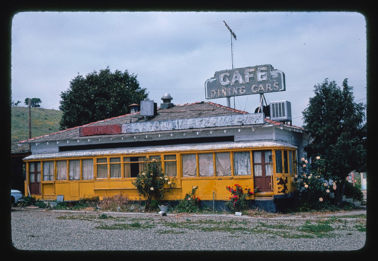 Dining Cars Cafe, Buellton, Califórnia, EUA de John Margolies