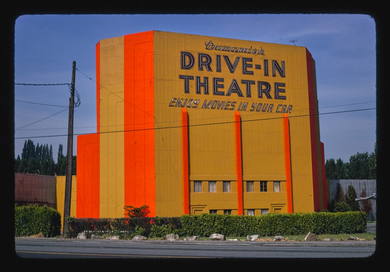 Duwamish Drive-in Theater, E. Marginal Way, Seattle, Washington, EUA de John Margolies