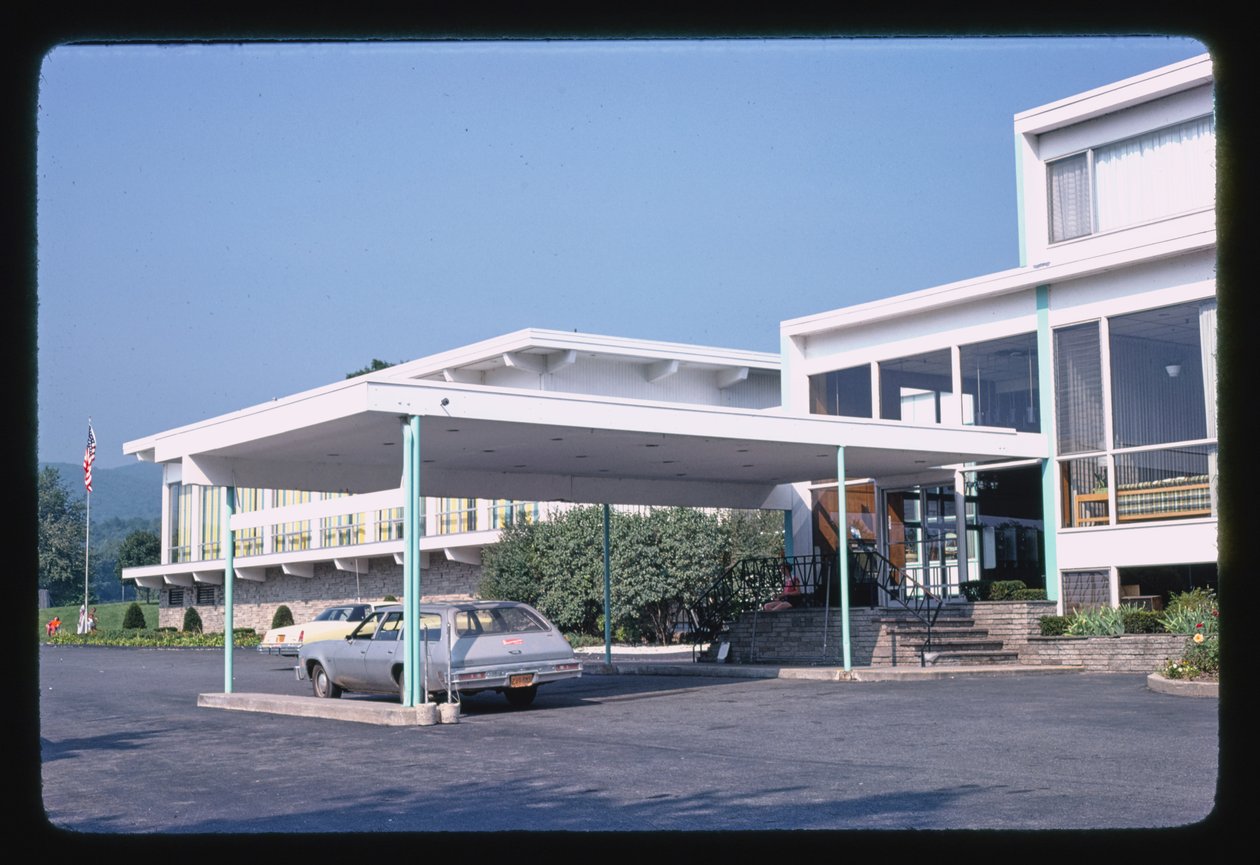 Homowack Hotel and Lodge, Spring Glen, Nova Iorque, EUA de John Margolies