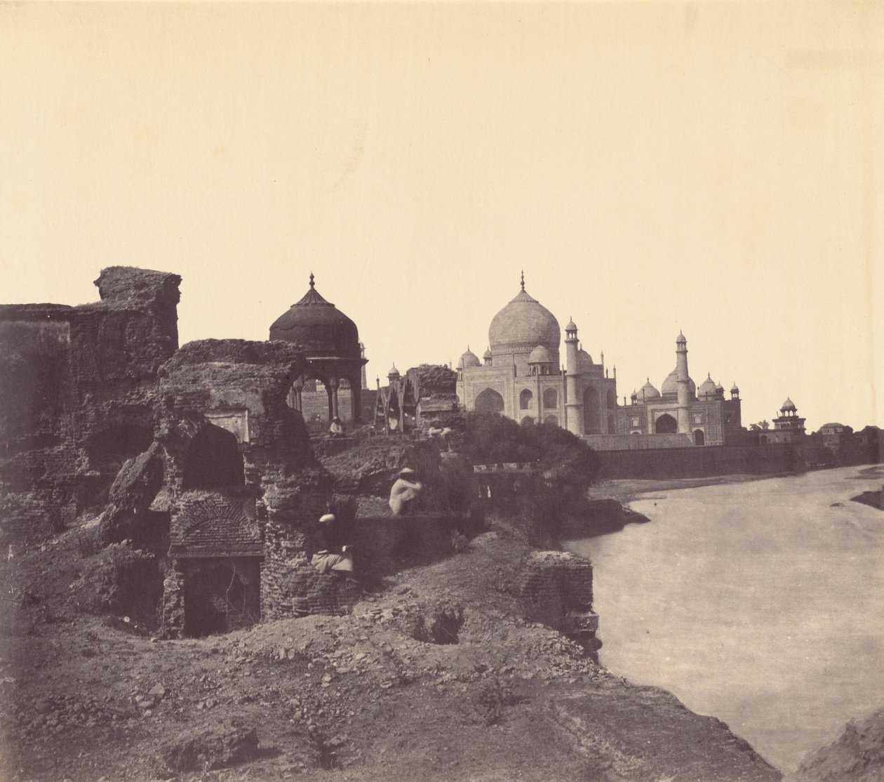 Taj Mahal visto do Oriente,c. 1858-1862 (foto) de John Murray