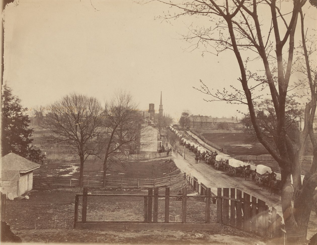 Comboio de vagões do exército a entrar em Petersburgo, Virgínia, abril de 1865 (foto) de John Reekie