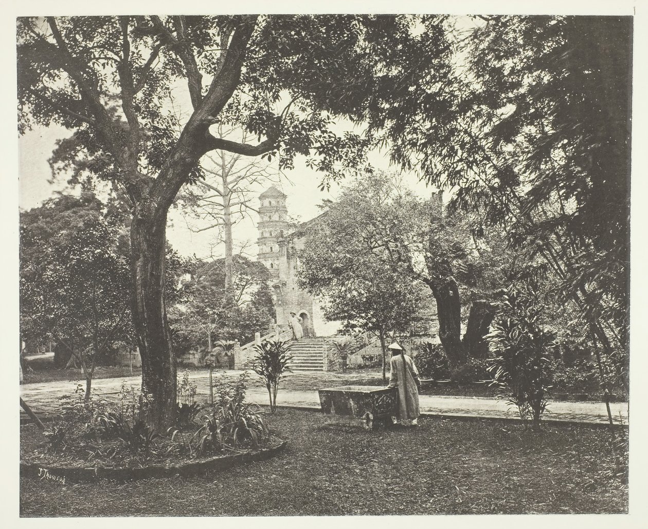O consular britânico Yamun, Cantão, c. 1868. de John Thomson
