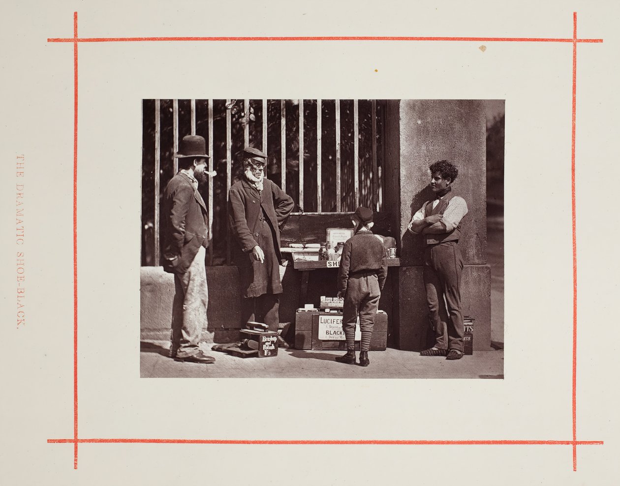 O dramático sapato-preto, 1877. de John Thomson
