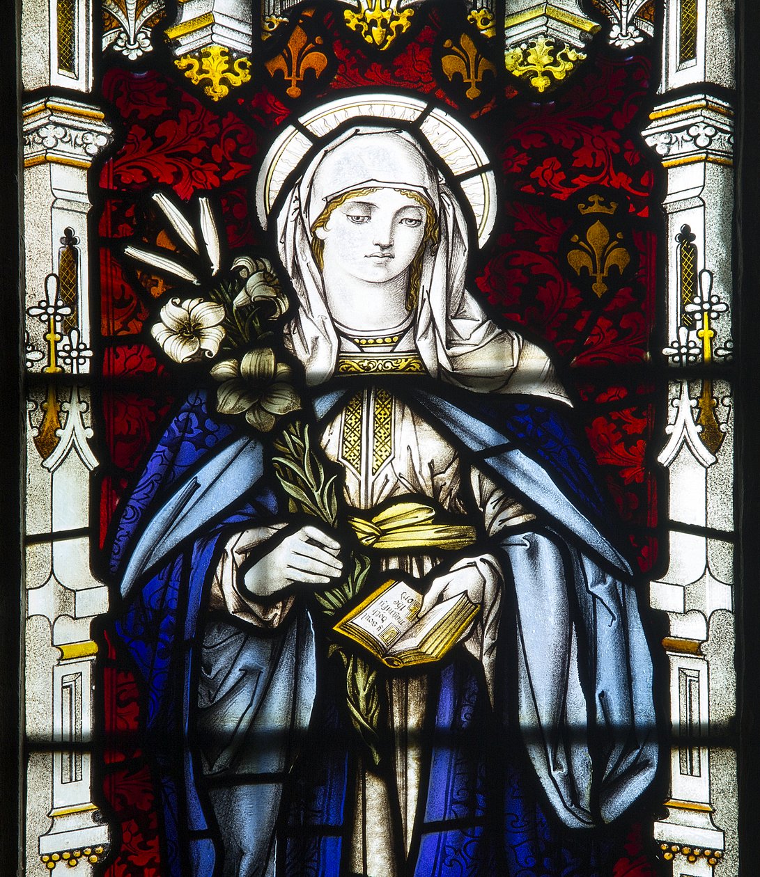 Virgem Maria, 1898 (vitral) de John William Brown