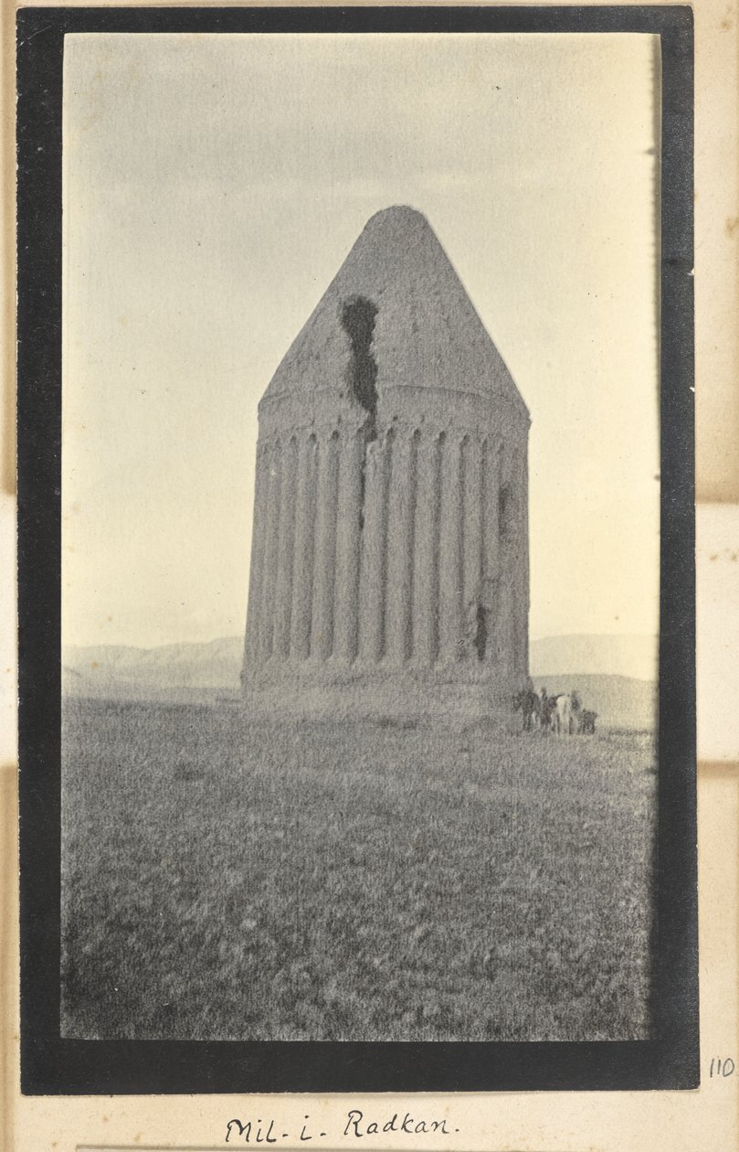 Província de Razavi Khorasan, Irã, c.1908 (foto em preto e branco) de John Williams Watson