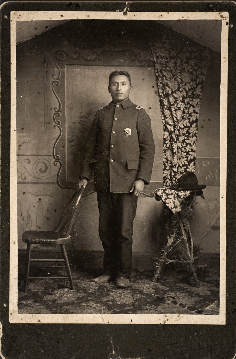 John Hinshaka, Cherry Creek, Dakota do Sul, 1890 (impressão de albume) de Johnson Brothers