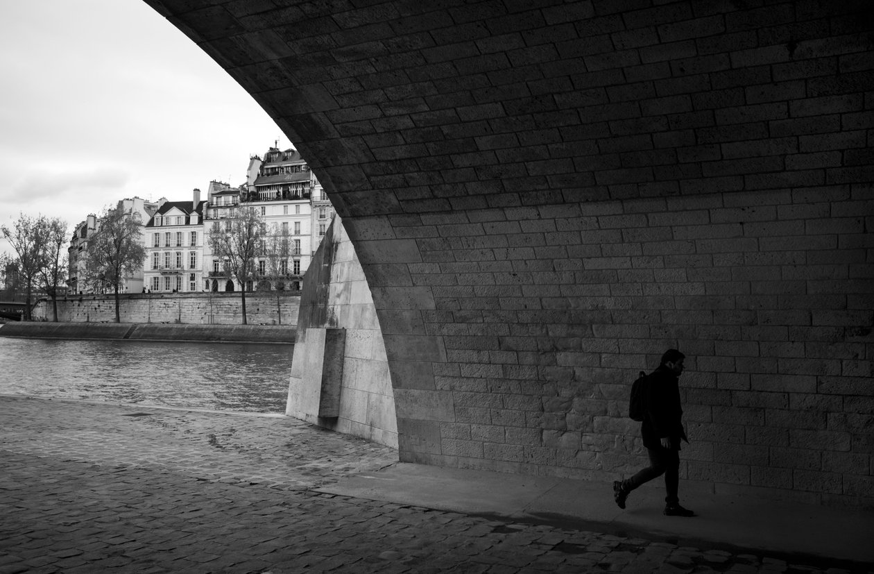 Paris na primavera, 2022 (foto) de Jon Nicholson