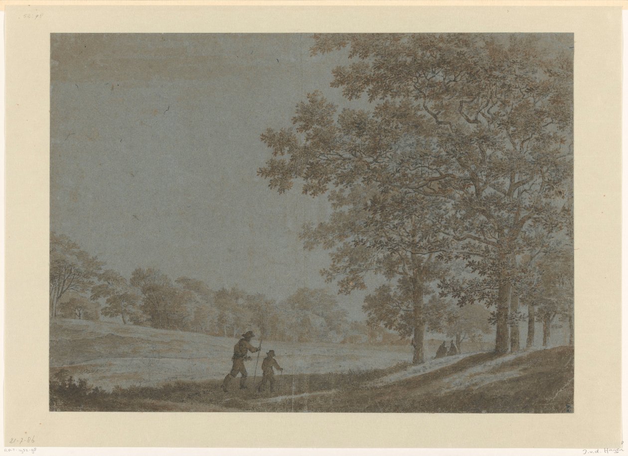 Caminhantes em uma estrada passando por árvores altas de Joris van der Haagen