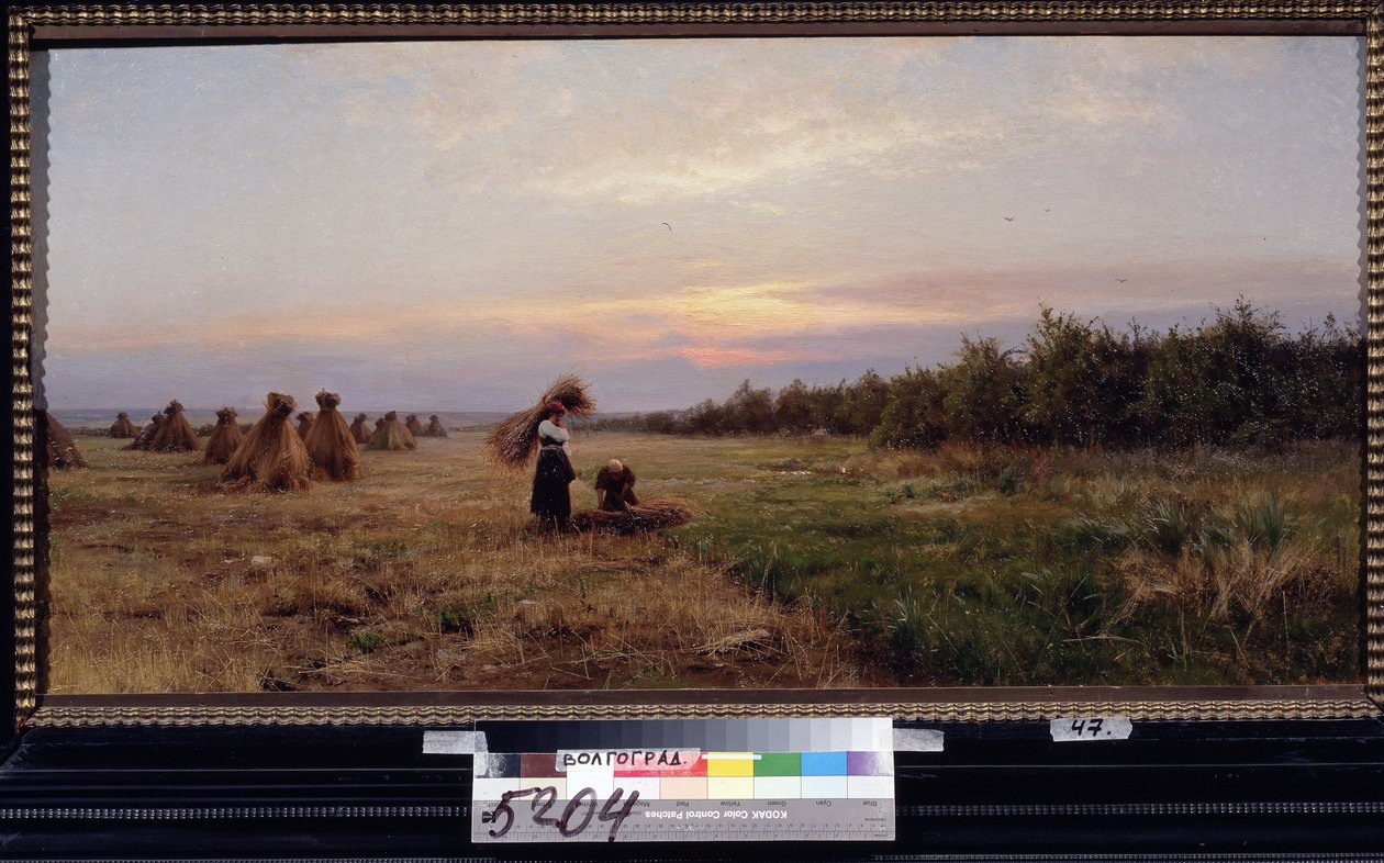 Colha à luz da tarde. (Colheita à luz do entardecer). Duas mulheres trabalhando em um campo cheio de palheiros. Pintura de Iosiph Evstafievich Krachkovsky (1854-1914), óleo sobre tela de Josef Evstafievich Krachkovsky