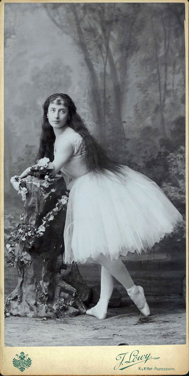 Luigia Cerale como Giselle, c. 1880. de Josef Löwy