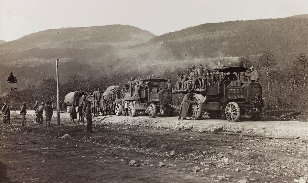 Álbum "Meine weltkriegs - Erinnerungen South-West Front (Caríntia, Itália, Tirol do Sul) (My world war - memories of the South-Western Front in Carinthia, Italy, Trentino-Alto Adige) 31/03/1915-12/11/1918 - Josef Zohles Wien ": veículos militares em Hermag de Josef Zohles
