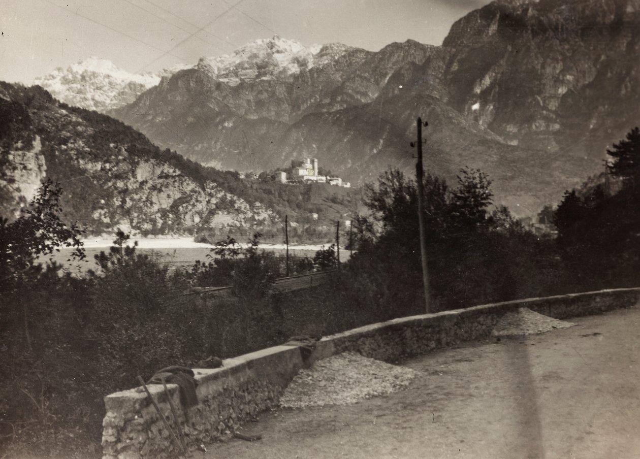 Álbum "Meine weltkriegs - Erinnerungen South-West Front (Caríntia, Itália, Tirol do Sul) (My world war - memories of the South-Western Front in Carinthia, Italy, Trentino-Alto Adige) 31/03/1915-12/11/1918 - Josef Zohles Wien ": zona de guerra (foto a p/b) de Josef Zohles