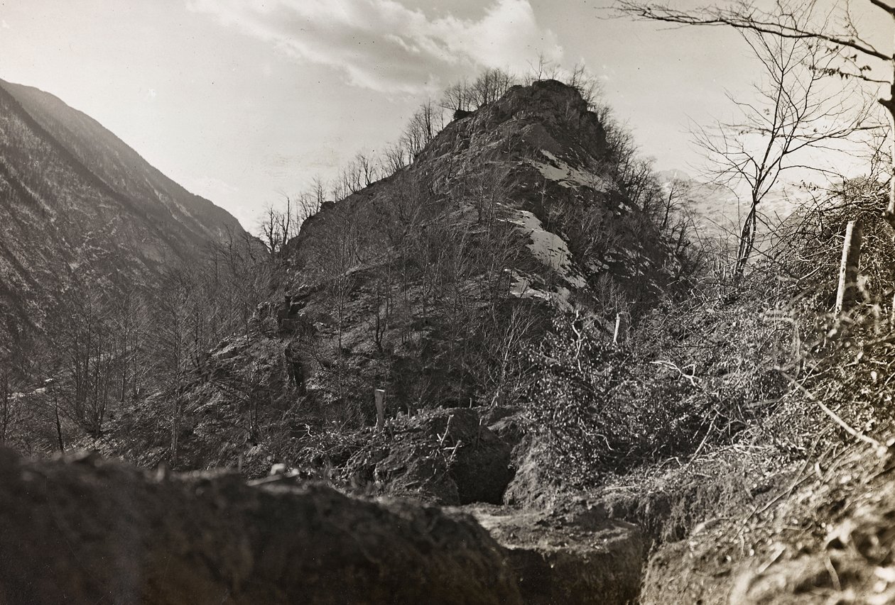 Álbum "Meine weltkriegs - Erinnerungen South-West Front (Caríntia, Itália, Tirol do Sul) (My world war - memories of the South-Western Front in Carinthia, Italy, Trentino-Alto Adige) 31/03/1915-12/11/1918 - Josef Zohles Wien ": zona de guerra (foto a p/b) de Josef Zohles