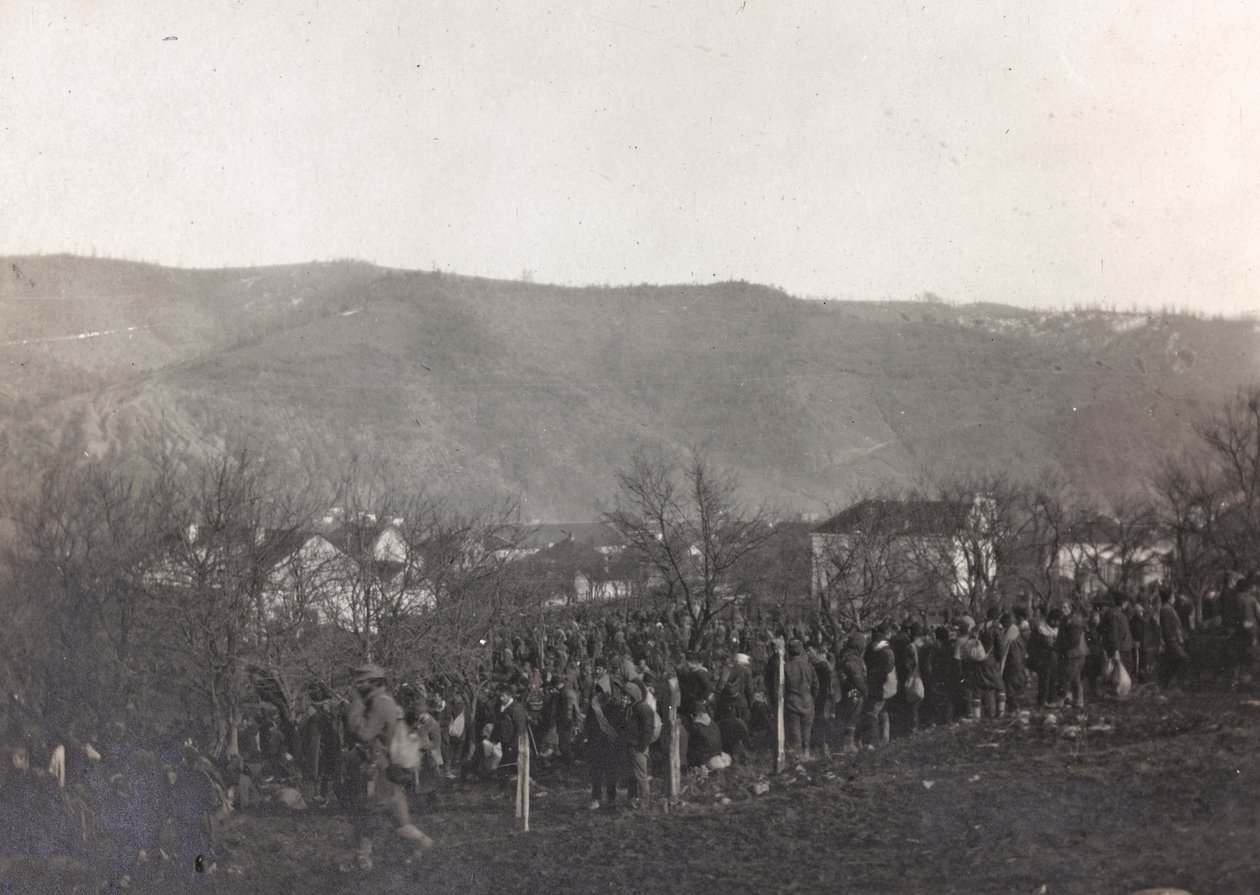 Álbum "Meine weltkriegs - Erinnerungen South-West Front (Caríntia, Itália, Tirol do Sul) (A minha guerra mundial - memórias da Frente Sudoeste na Caríntia, Itália, Trentino-Alto Adige) 31/03/1915-12/11/1918 - Josef Zohles Wien ": prisioneiros (foto a p/b) de Josef Zohles