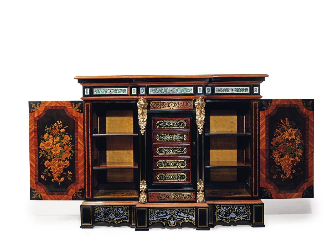 Napoleão III meuble d&39;appui, terceiro quarto do século 19 (ormolu, latão, estanho, carapaça de tartaruga, marfim, ébano, tulipwood, fruitwood & marchetaria) (ver também 476442 a 476446) de Joseph Cremer