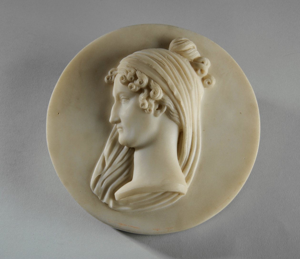 Medallion Portrait of Mrs Elizabeth Allan de Joseph Gott