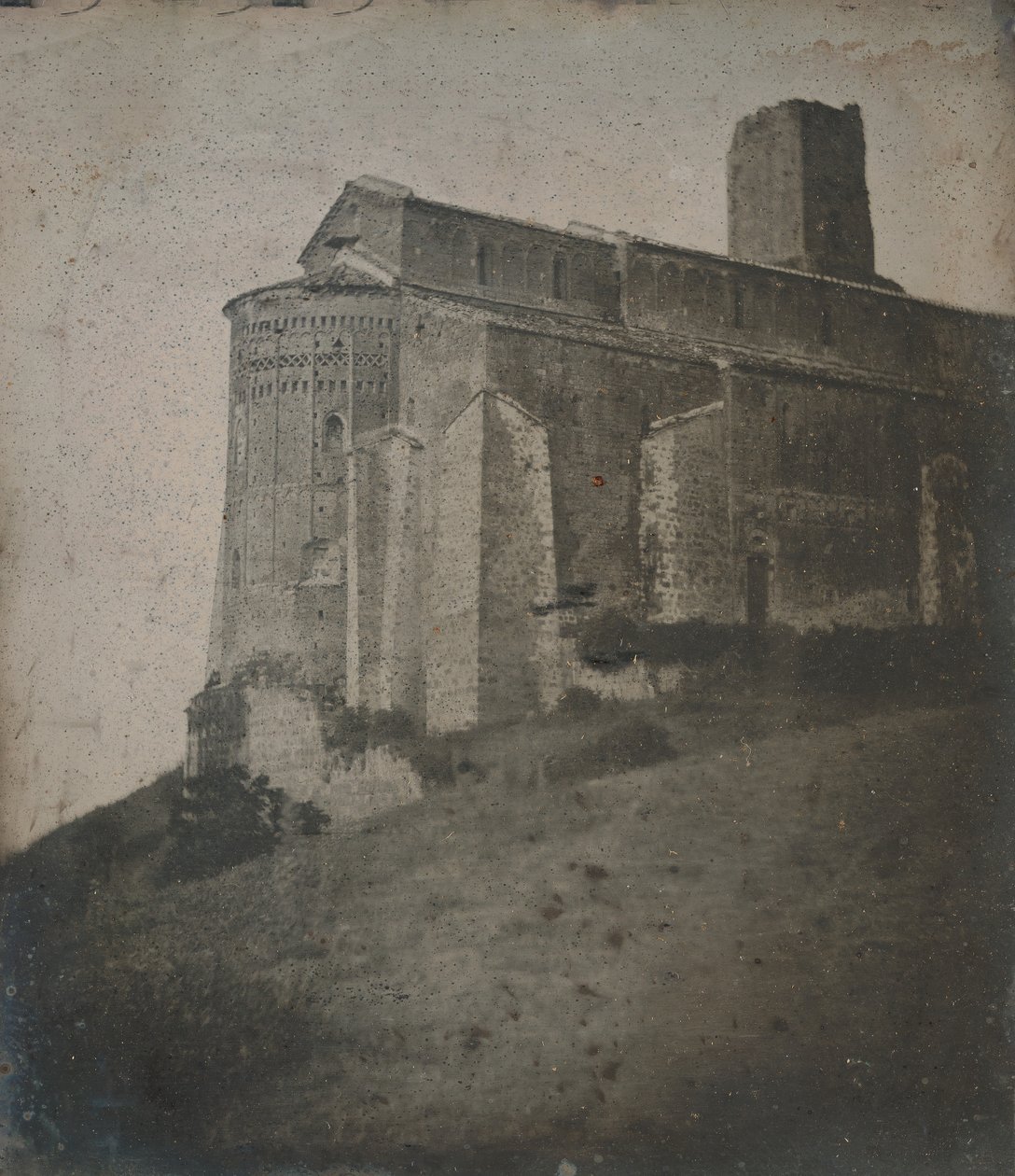 43. Toscanella Eglise de S. Pietro, apside, 1842. de Joseph Philibert Girault De Prangey