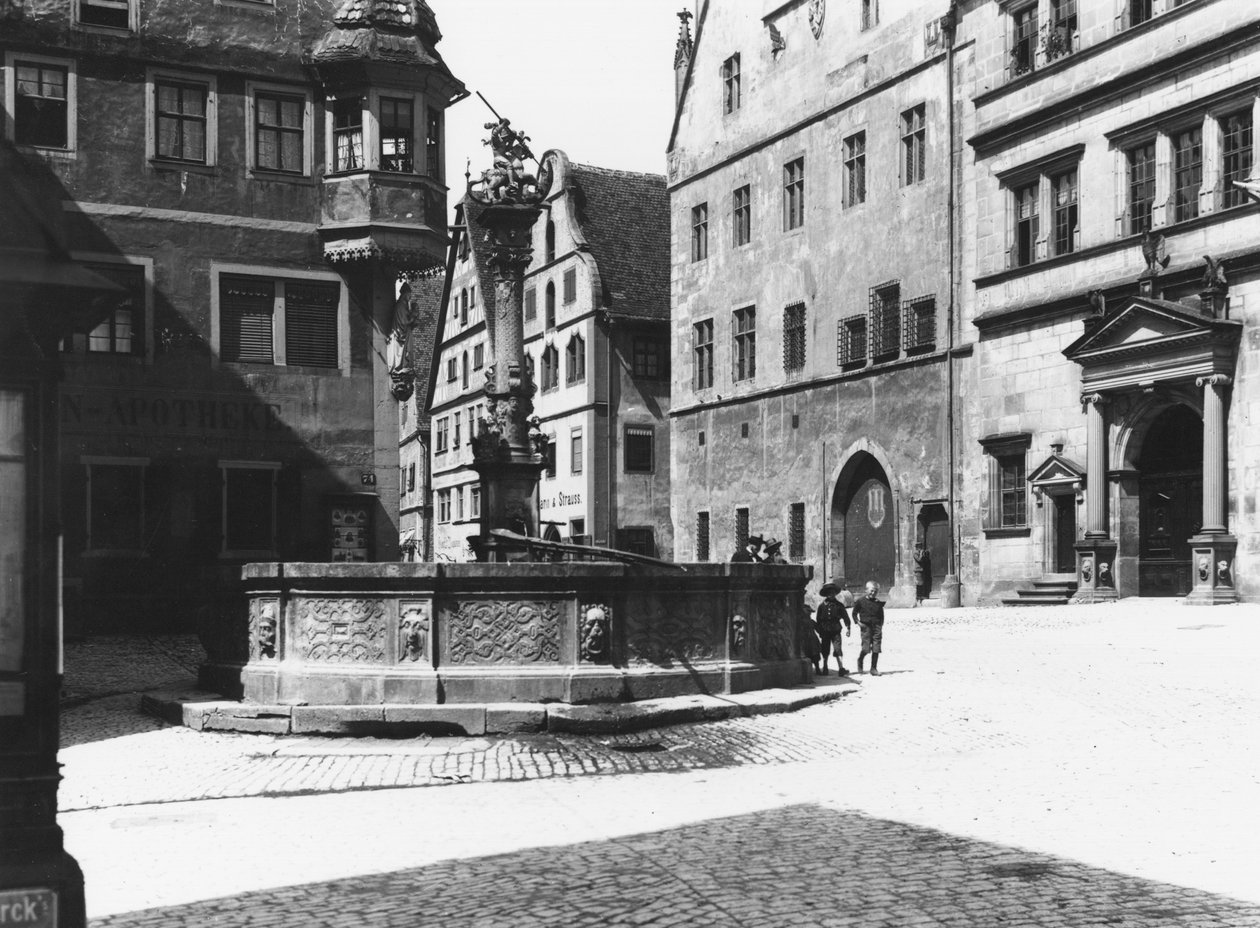 Fonte de São Jorge, Rothenburg ob der Tauber, c.1910 de Jousset