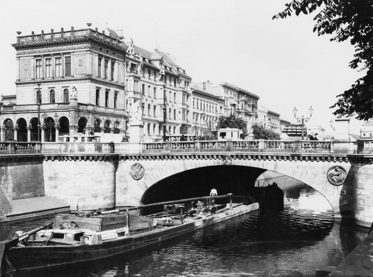 A Ponte Belle-Alliance, Berlim, c.1910 de Jousset