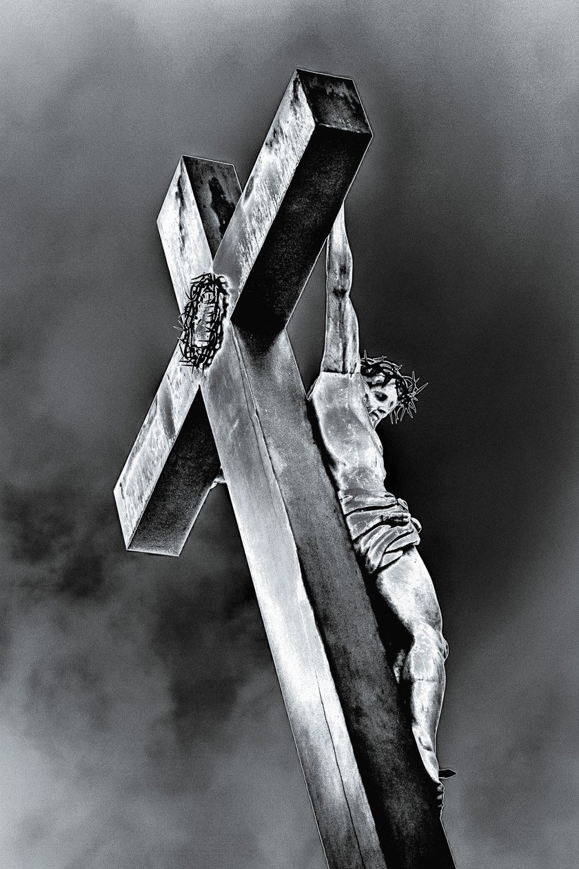 Crucificação no Palácio do Papa, 2015 (fotografia repintada) de Joy Lions