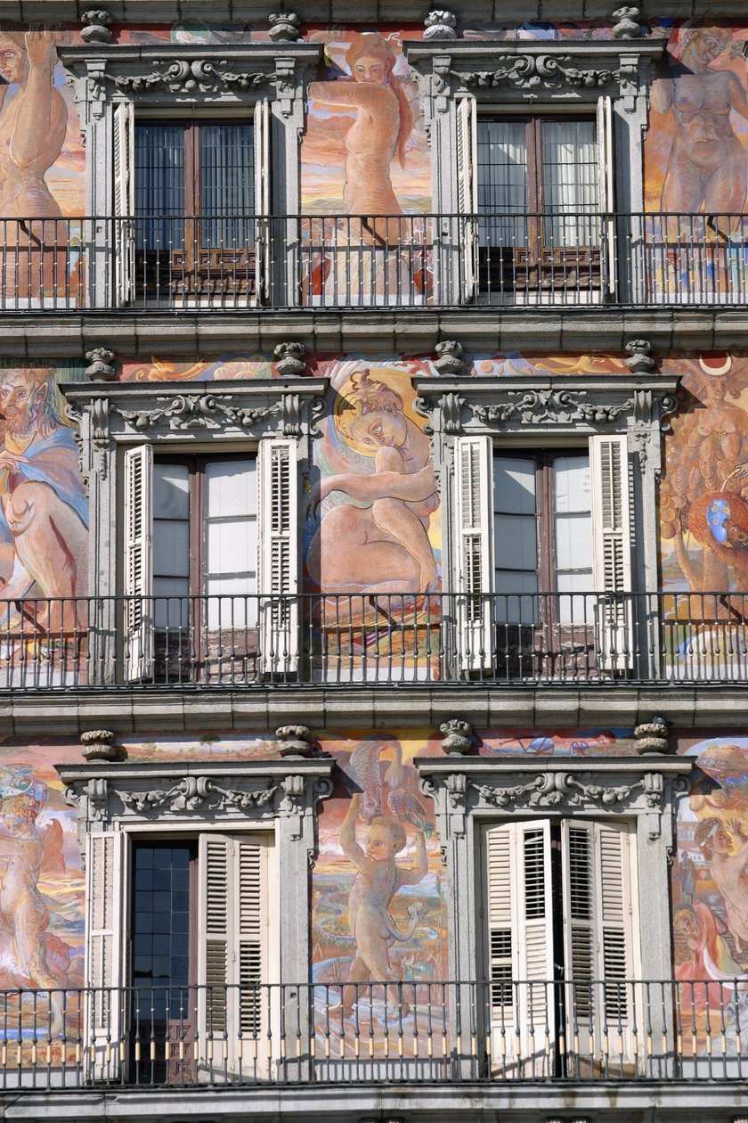 Casa com varanda em torno da praça de Juan Gomez de Mora