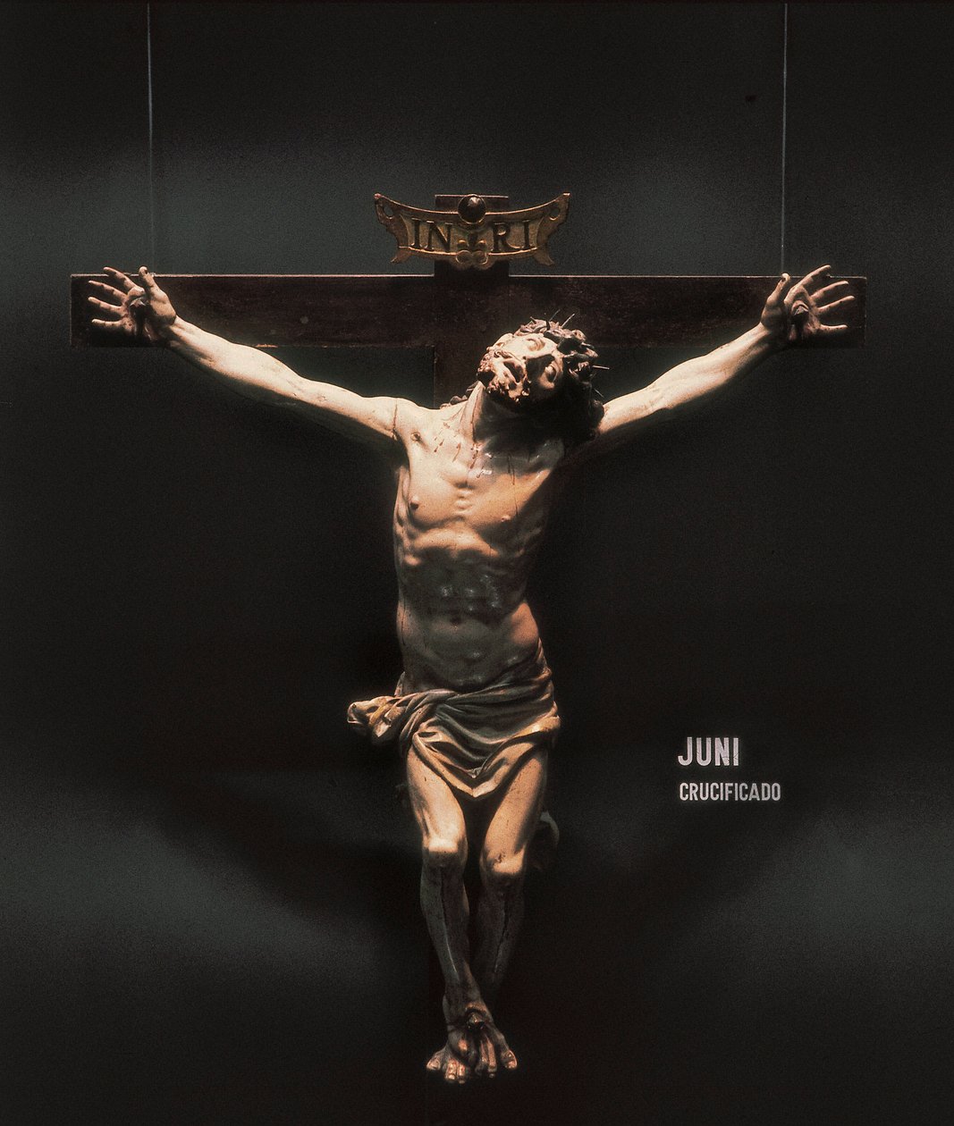 Crucificação. Escultura de Juan de Juni (1507-1577). Escultura em madeira. de Juan de Juni