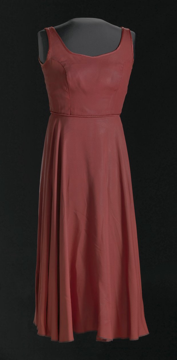 Vestido para Lady in Red para meninas de cor... na Broadway, 1976-1978. de Judy Dearing