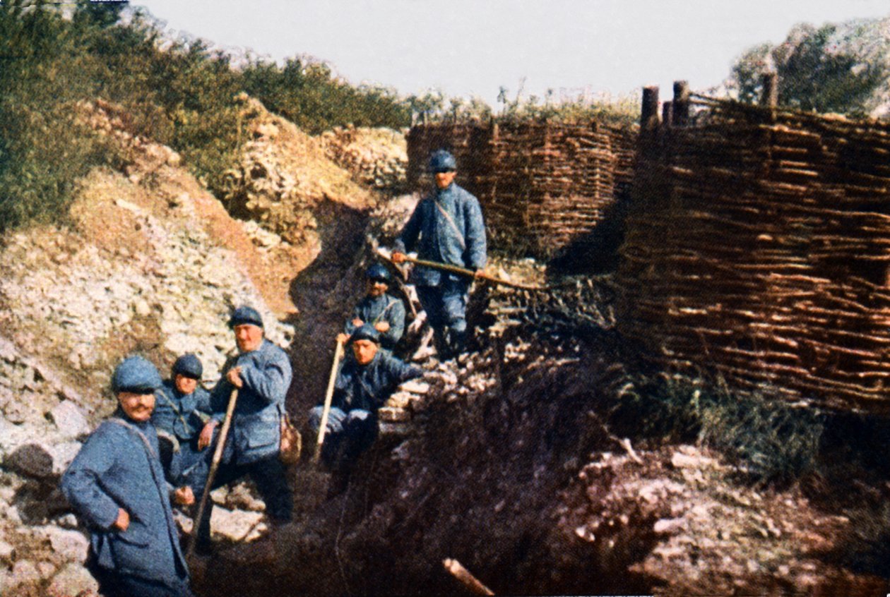 Soldados franceses em frente à Voevre, Batalha de Verdun, setembro de 1916 (autocrômico) de Jules Gervais Courtellemont