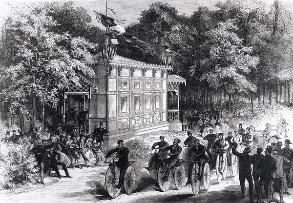 A Velocipede Race at Pre Catelan, c.1860-70 (gravura) (foto a p/b) de Jules Pelcoq