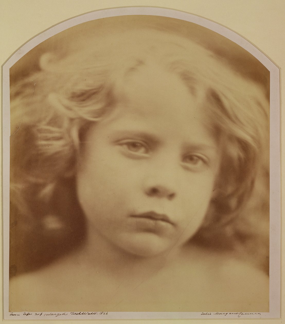 Retrato de uma criança, 1866 de Julia Margaret Cameron