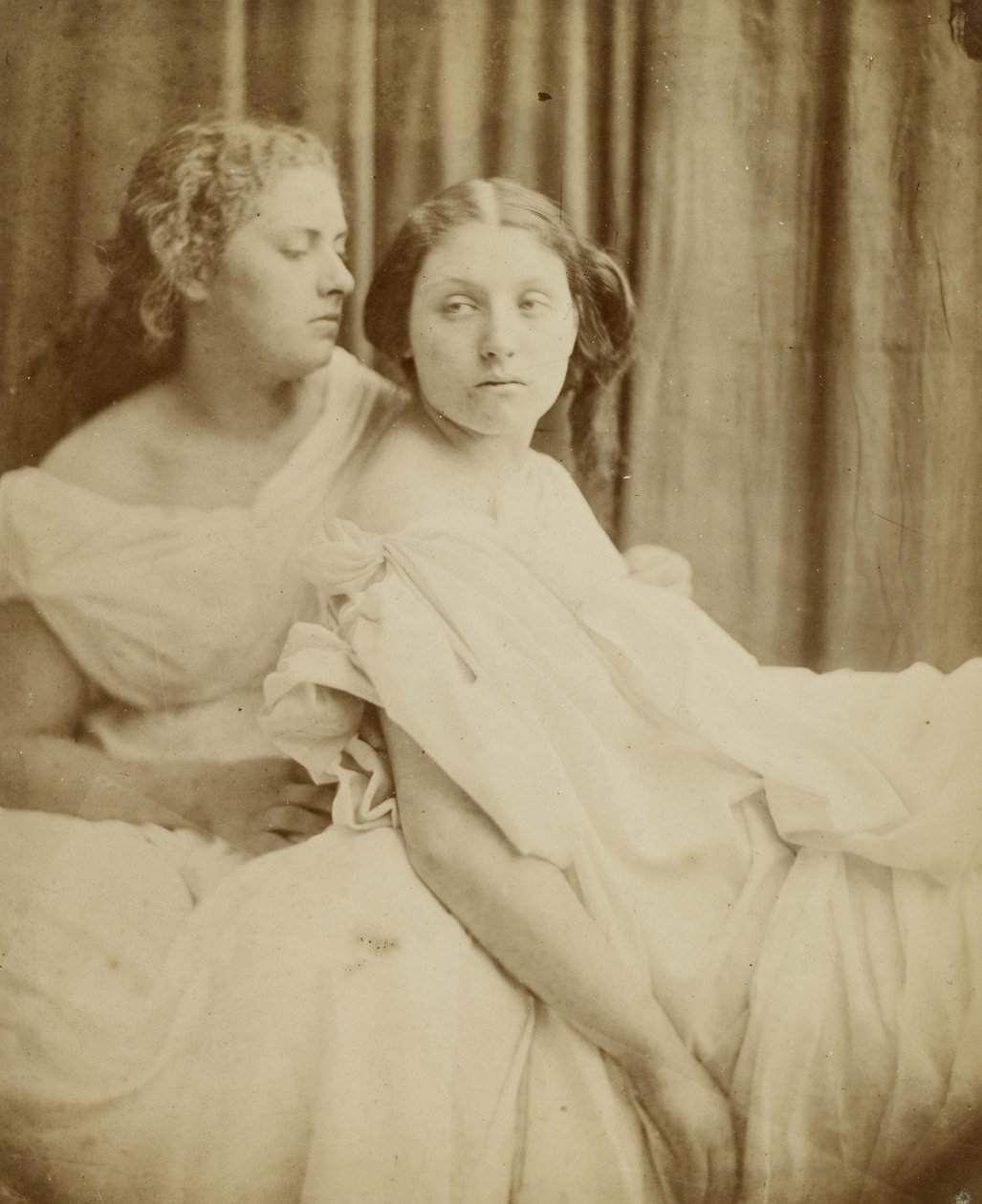 Ensinamentos de Elgin Marbles, 1867 (papel fotográfico fino colocado no verso do cartão) de Julia Margaret Cameron