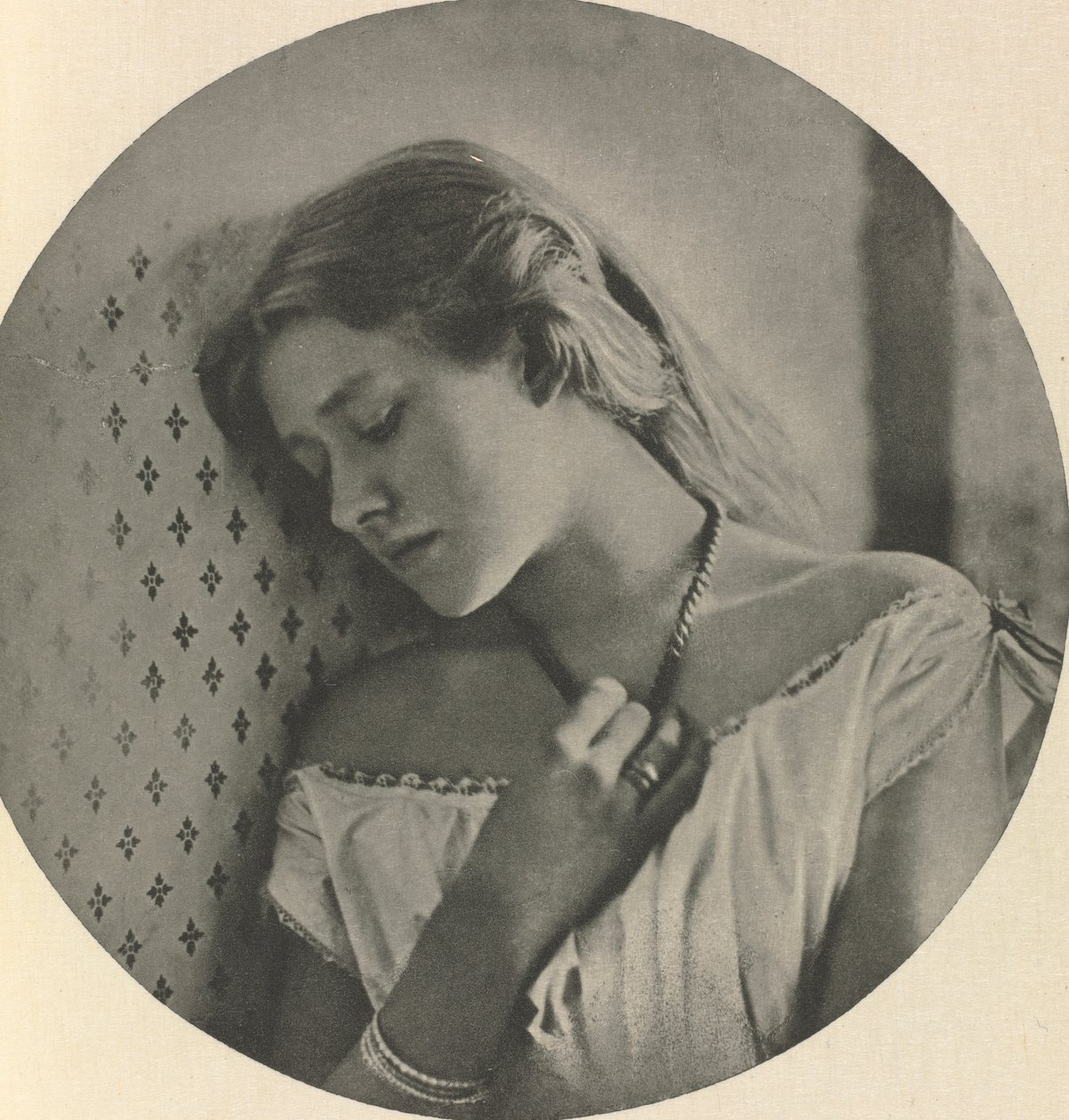 Ellen Terry, aos dezesseis anos de Julia Margaret Cameron
