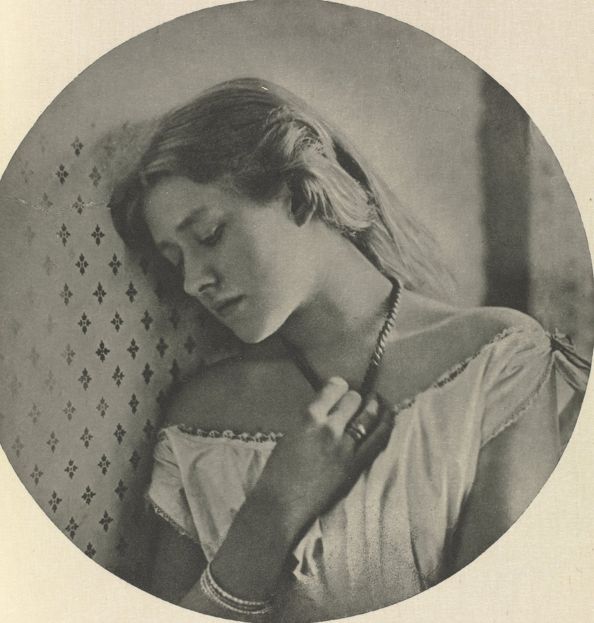 Ellen Terry, aos dezasseis anos de idade de Julia Margaret Cameron