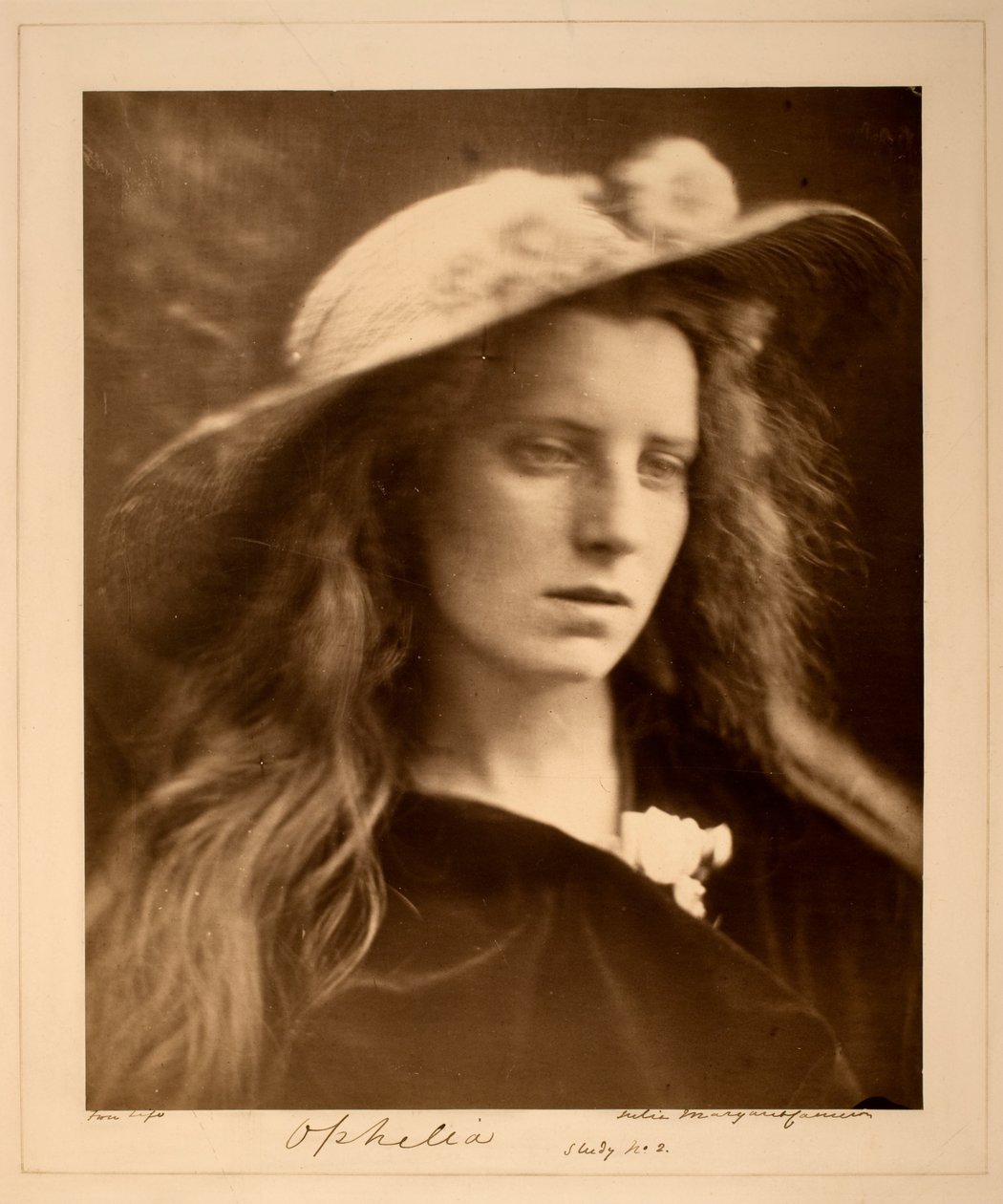 Estudo de Ofélia n.º 2 de Julia Margaret Cameron