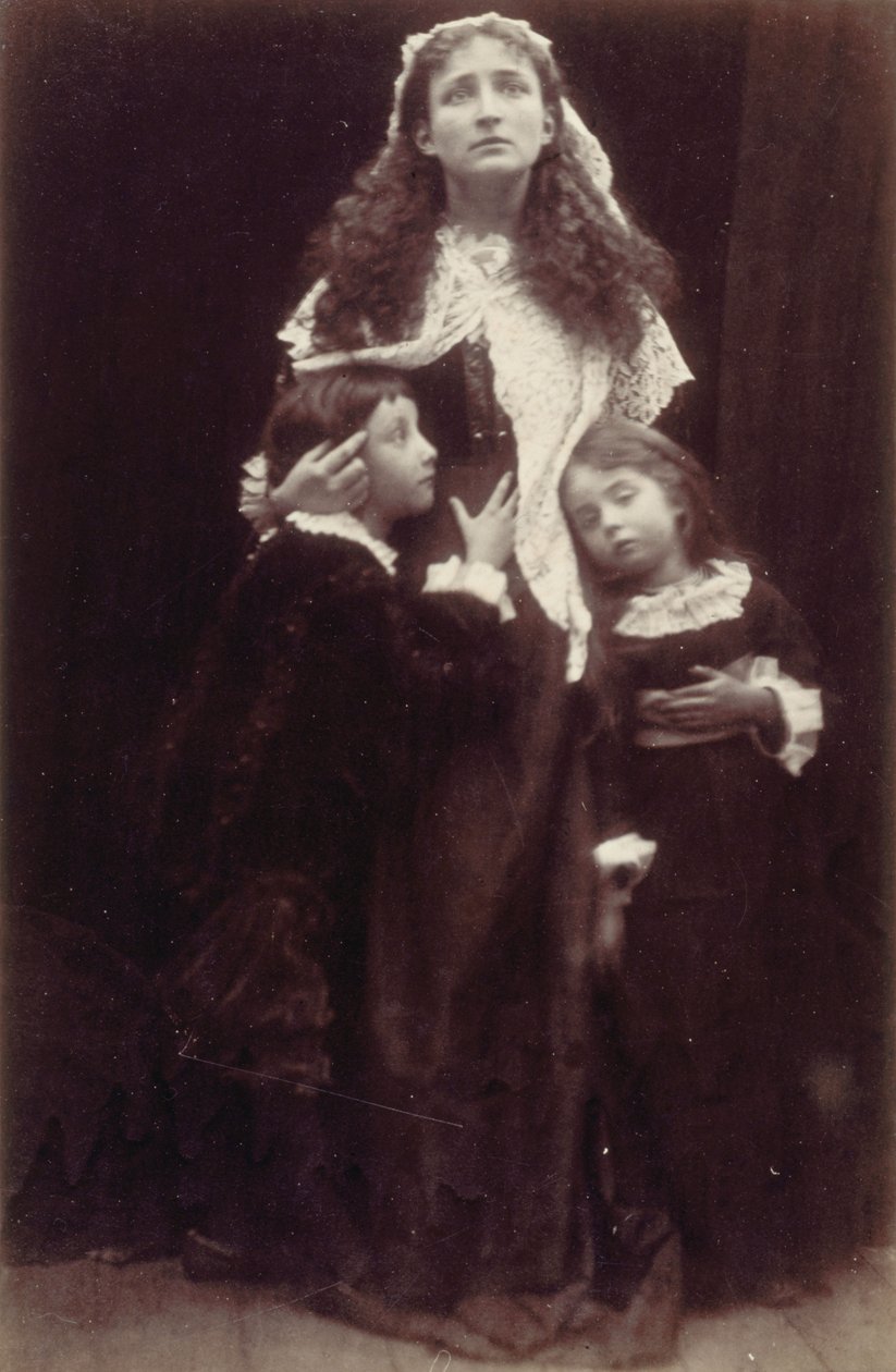 «A rainha Henrietta Maria e os seus filhos» (Rachel e Laura Gurney) de Julia Margaret Cameron